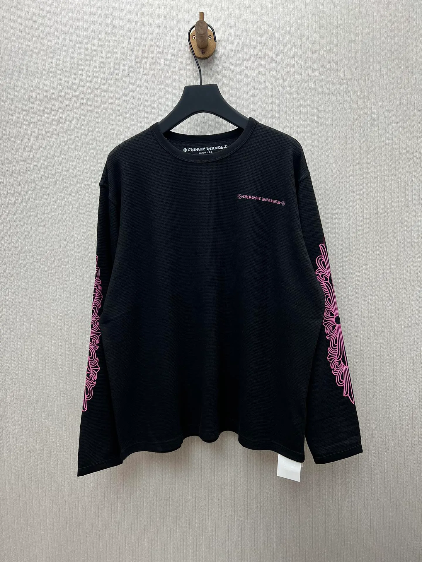 🅿️380 Croxin 25SS limited black pink waffle. The fabric is made of 280g cotton waffle double-layer material. The printing is made of high-temperature heat transfer for garments. The embroidery is made of imported Tajima embroidery. Size S.M.L